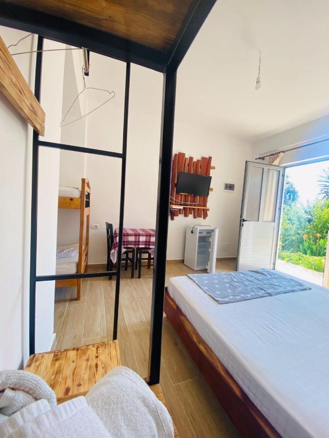 Tropikal - Freskia Bunec Sarandë Exteriér fotografie