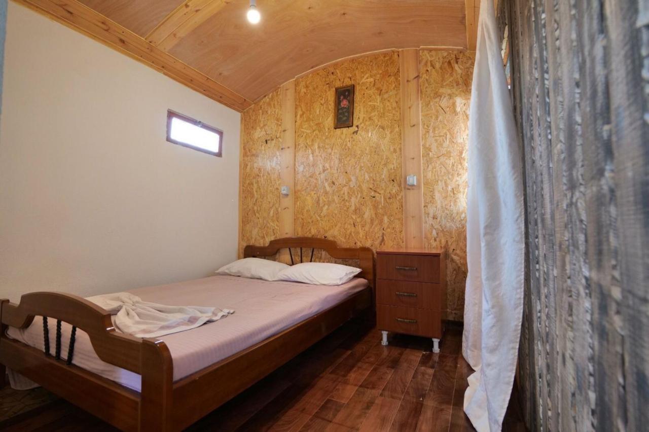Tropikal - Freskia Bunec Sarandë Exteriér fotografie